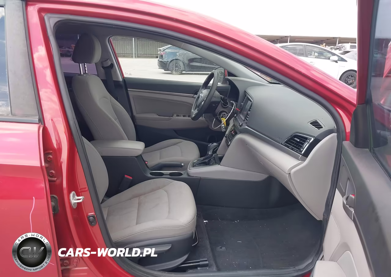 2018 Hyundai Elantra Sel VIN:5NPD84LFXJH315085 - 5