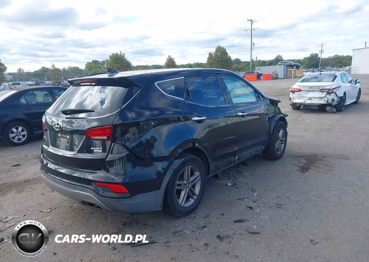 2017 Hyundai Santa Fe Deportivo 2.4L VIN:5NMZUDLB3HH016365 - 4