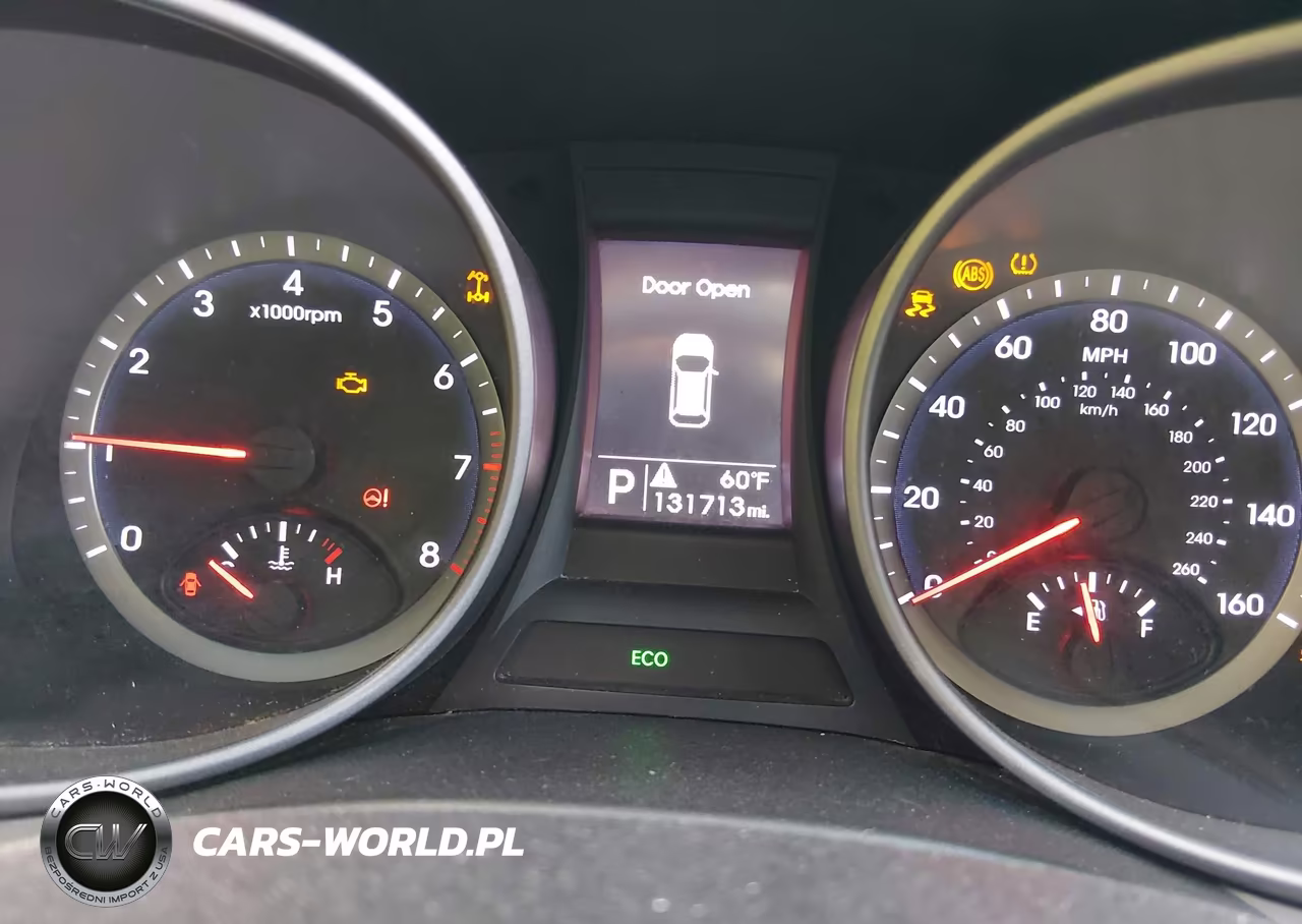 2016 Hyundai Santa Fe Sport 2.4L VIN:5XYZUDLB6GG370289 - 7