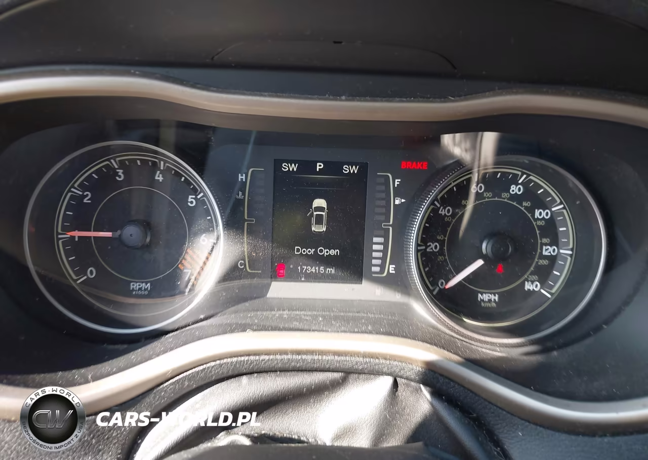 2014 Jeep Cherokee Latitude VIN:1C4PJMCB2EW294991 - 7