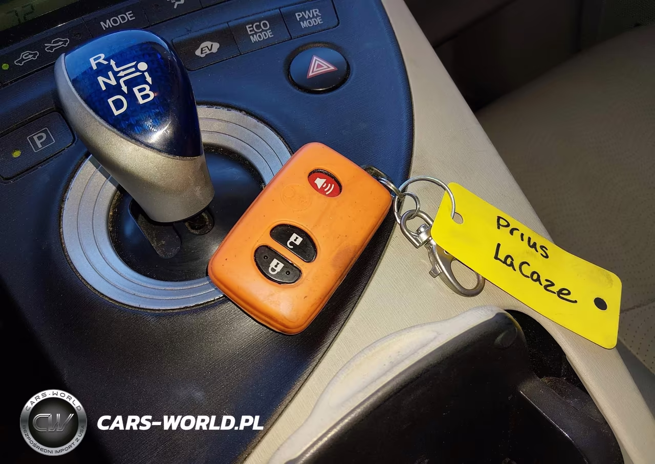 2010 Toyota Prius Iii VIN:JTDKN3DU7A0083436 - 11