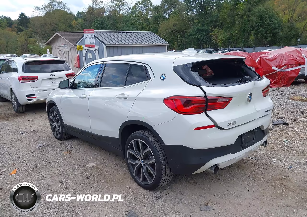 2018 BMW X2 xDrive28I VIN:WBXYJ5C35JEF71433 - 3