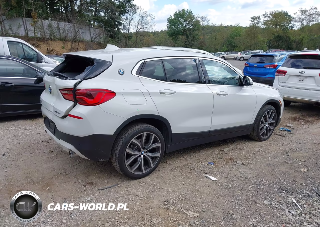 2018 BMW X2 xDrive28I VIN:WBXYJ5C35JEF71433 - 4