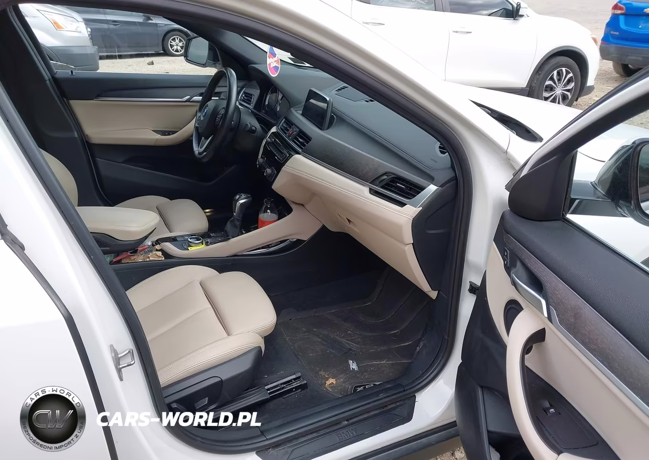 2018 BMW X2 xDrive28I VIN:WBXYJ5C35JEF71433 - 5