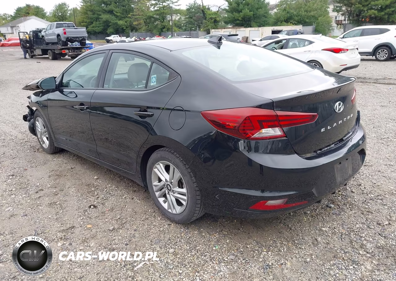2020 Hyundai Elantra Sel VIN:5NPD84LF7LH579870 - 3