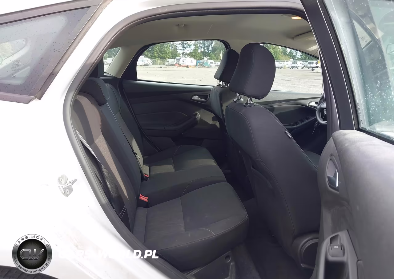 2015 Ford Focus Se VIN:1FADP3K27FL316117 - 8