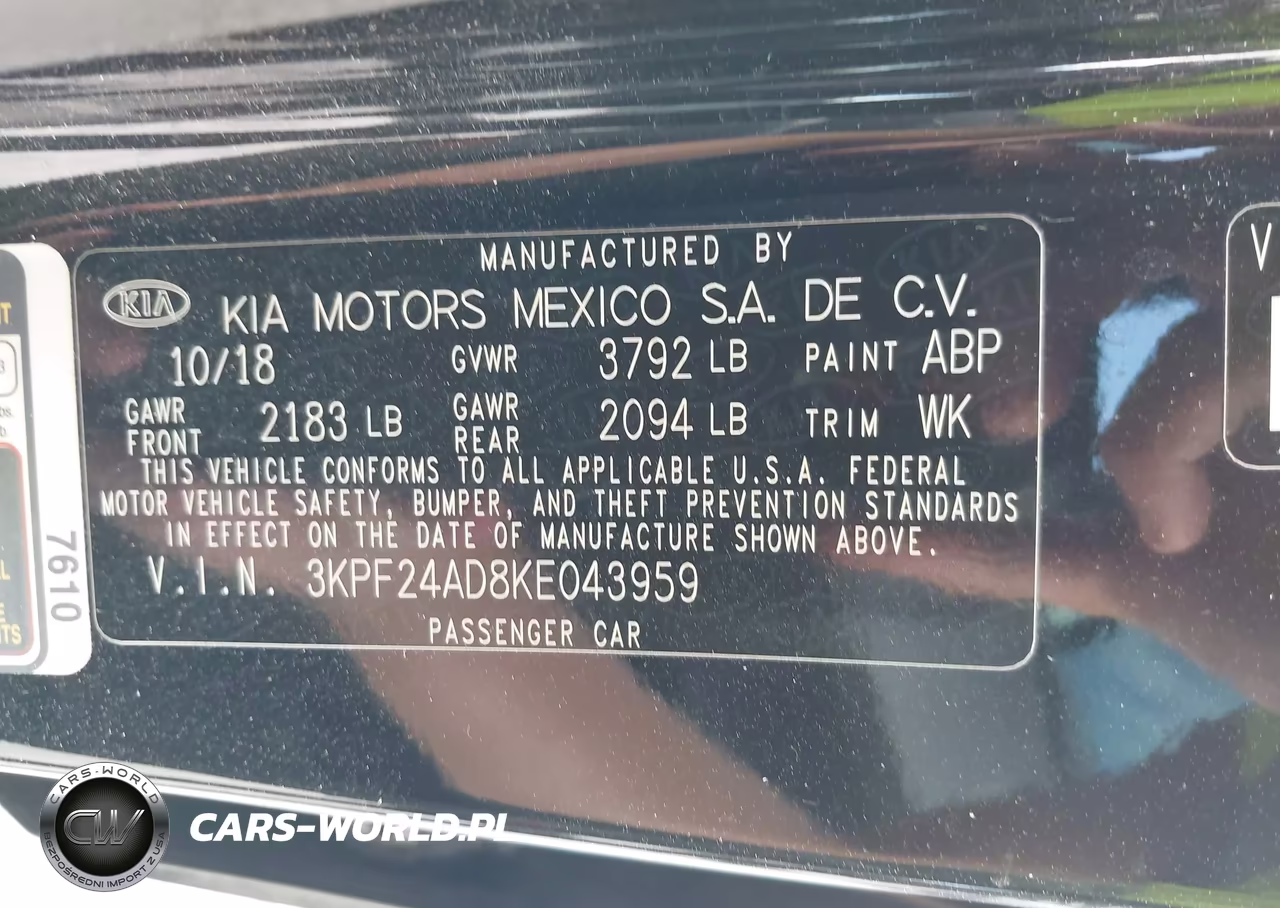 2019 Kia Forte Lxs VIN:3KPF24AD8KE043959 - 9