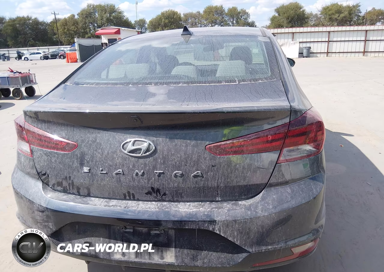 2020 Hyundai Elantra Sel VIN:5NPD84LF9LH580373 - 17
