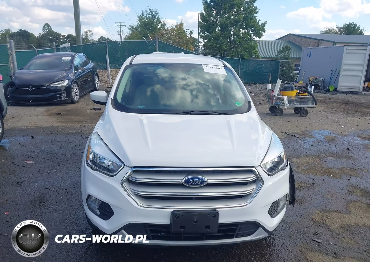 2019 Ford Escape Se VIN:1FMCU0GDXKUA91103 - 13