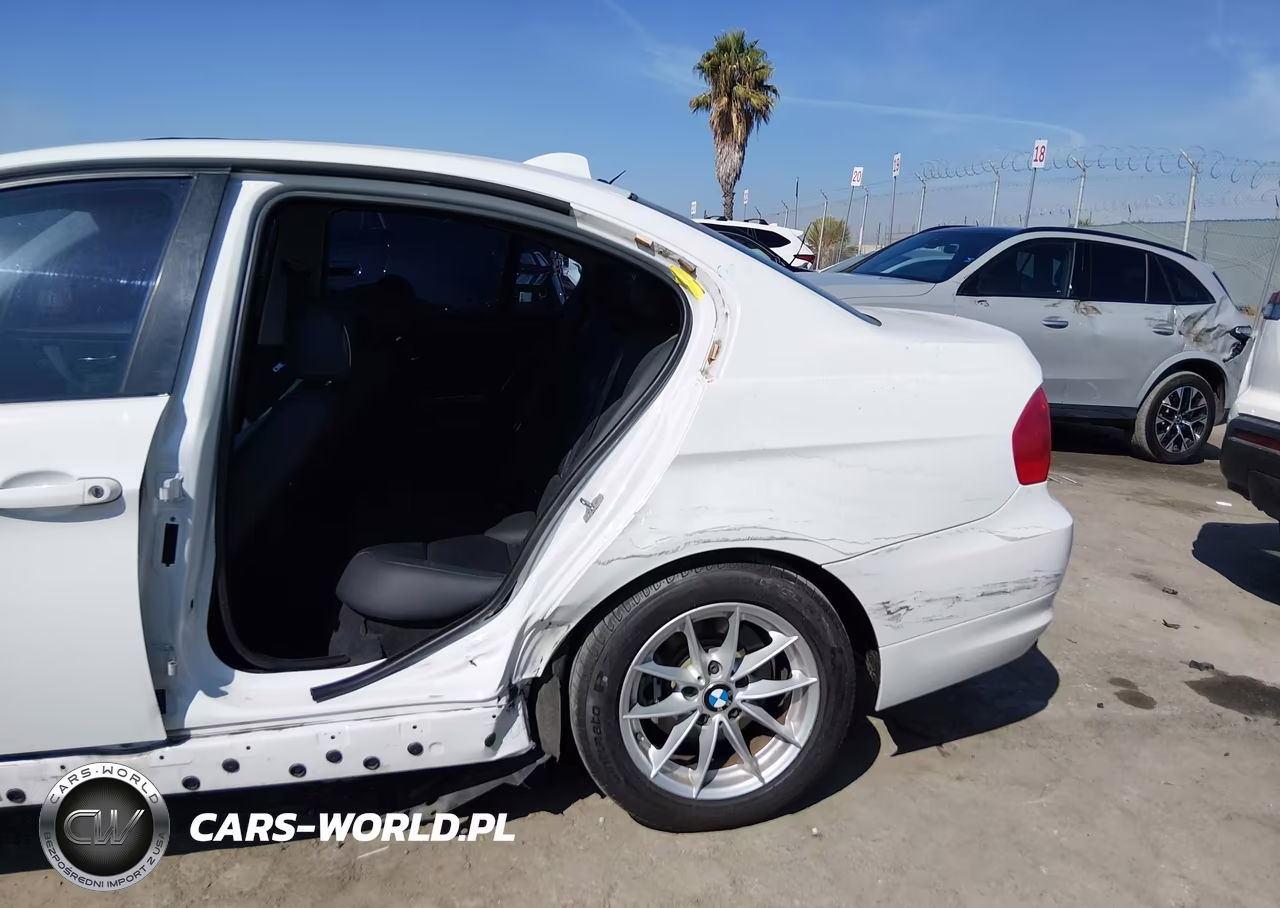 2010 BMW 328I VIN:WBAPH5C54AA439819 - 6