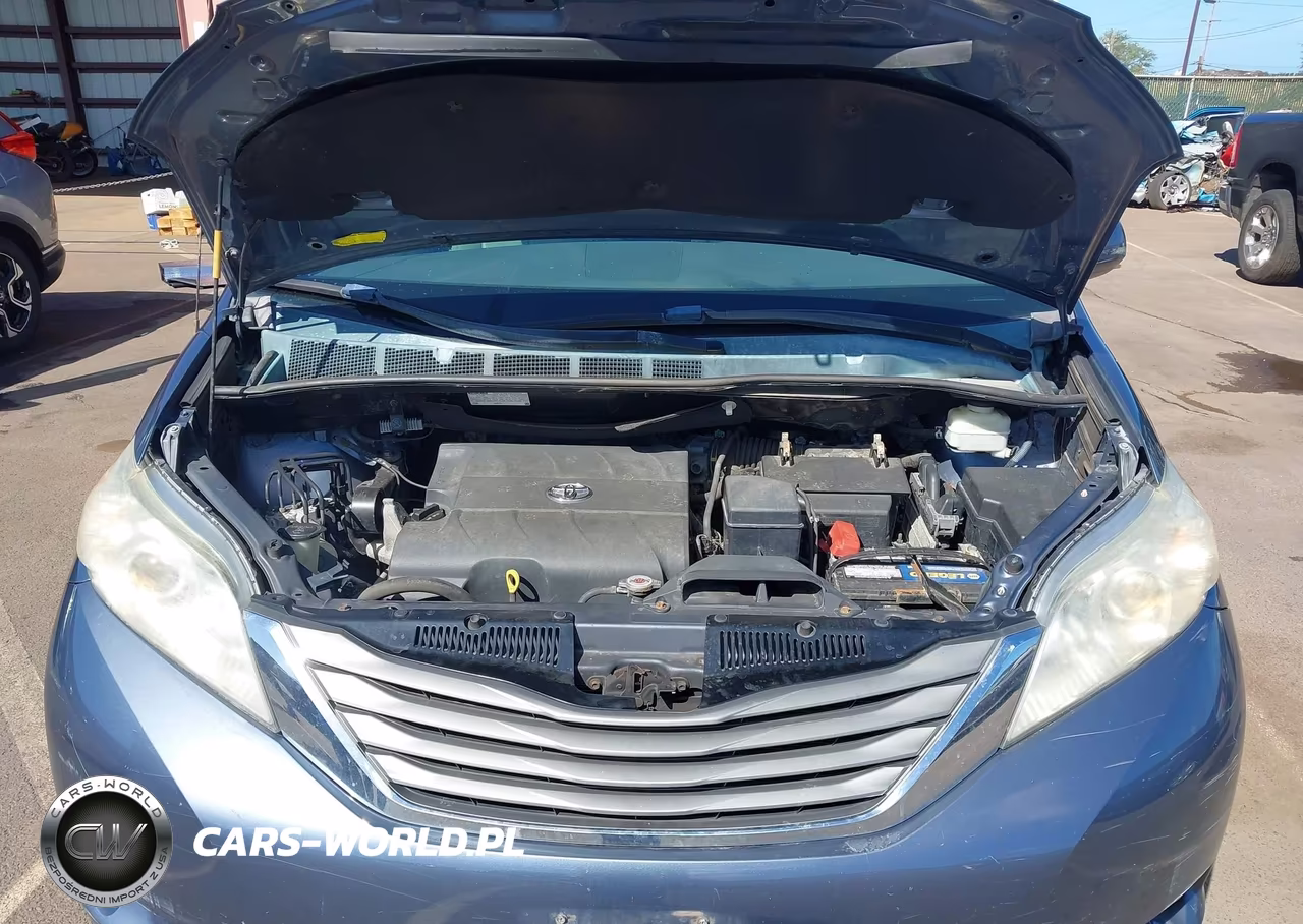 2014 Toyota Sienna Xle V6 7 Passenger Auto Access Seat-Xle V6 8 Passenger VIN:5TDYK3DC2ES480629 - 10