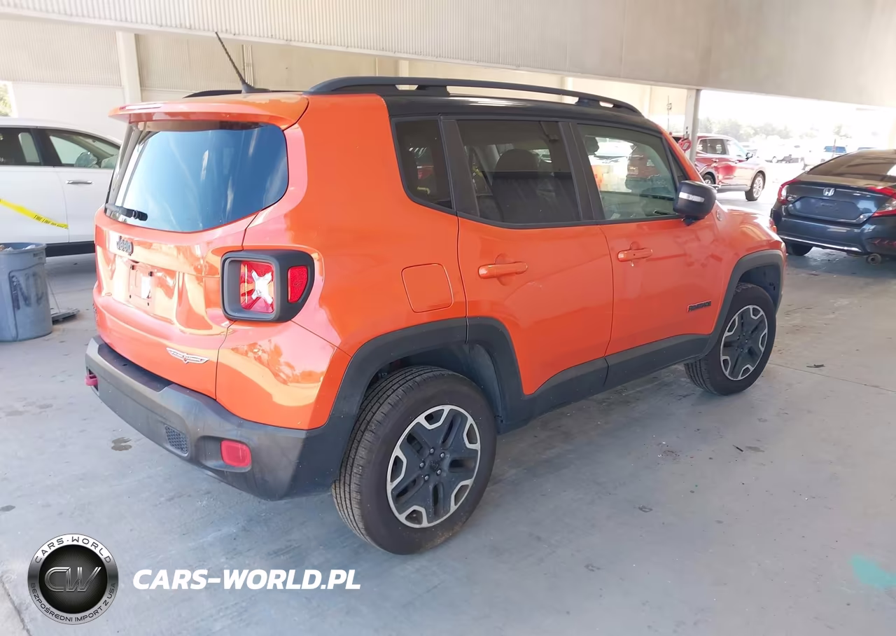 2016 Jeep Renegade Trailhawk VIN:ZACCJBCT9GPD49660 - 4
