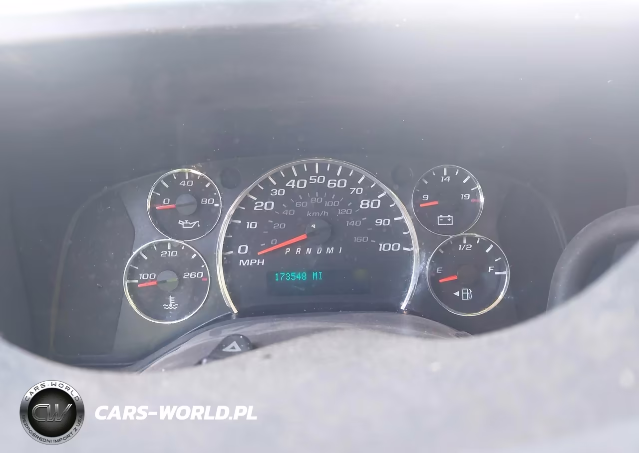 2018 Chevrolet Express 2500 Work Van VIN:1GCWGBFB3J1337347 - 7