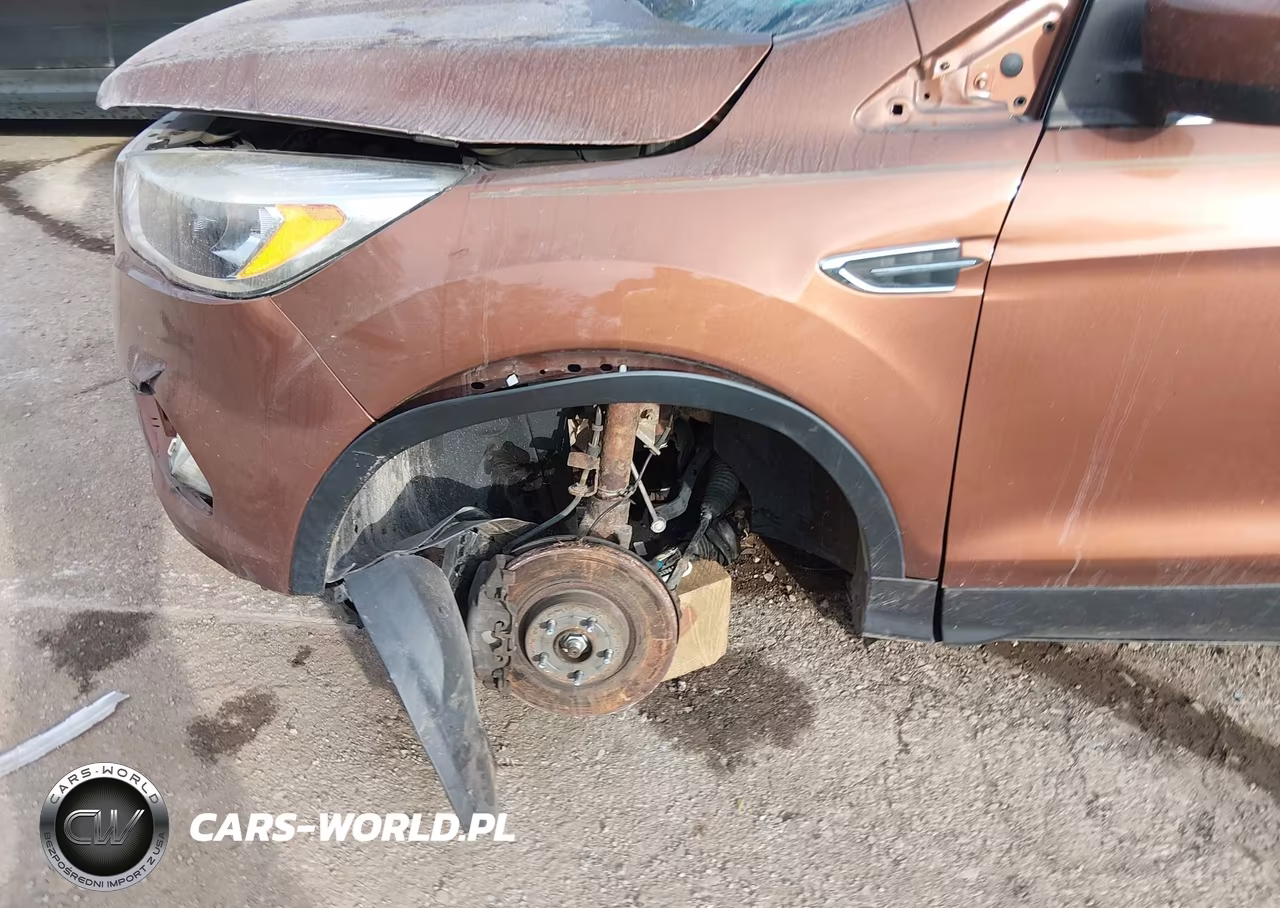 2017 Ford Escape Se VIN:1FMCU9GD9HUA11075 - 6