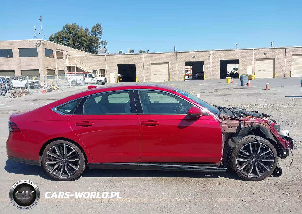 2024 Honda Accord Hybrid Touring VIN:1HGCY2F87RA020642 - 13