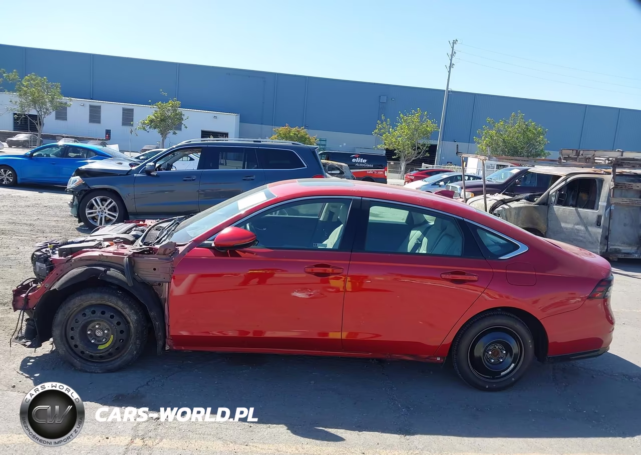 2024 Honda Accord Hybrid Touring VIN:1HGCY2F87RA020642 - 14