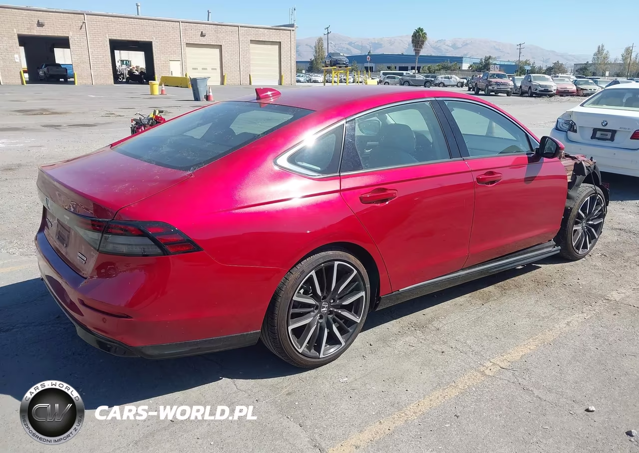 2024 Honda Accord Hybrid Touring VIN:1HGCY2F87RA020642 - 4