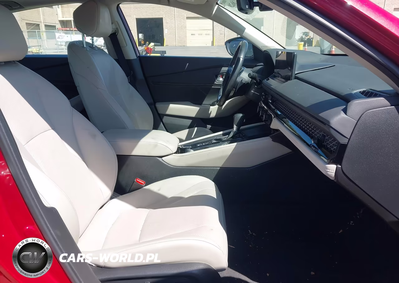 2024 Honda Accord Hybrid Touring VIN:1HGCY2F87RA020642 - 5