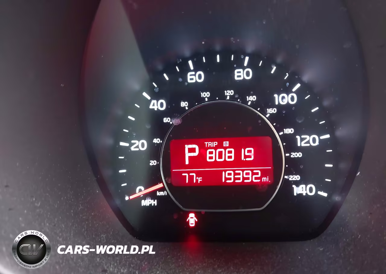 2015 Kia Soul VIN:KNDJN2A26F7233088 - 15