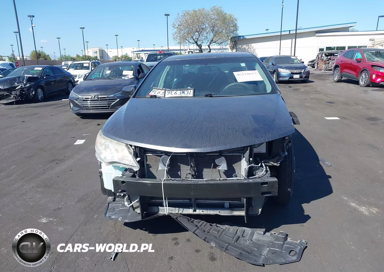 2013 Toyota Camry Le VIN:4T4BF1FK5DR305581 - 12