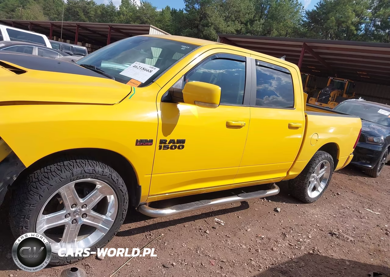 2016 Ram 1500 Sport VIN:1C6RR6MT6GS332695 - 14