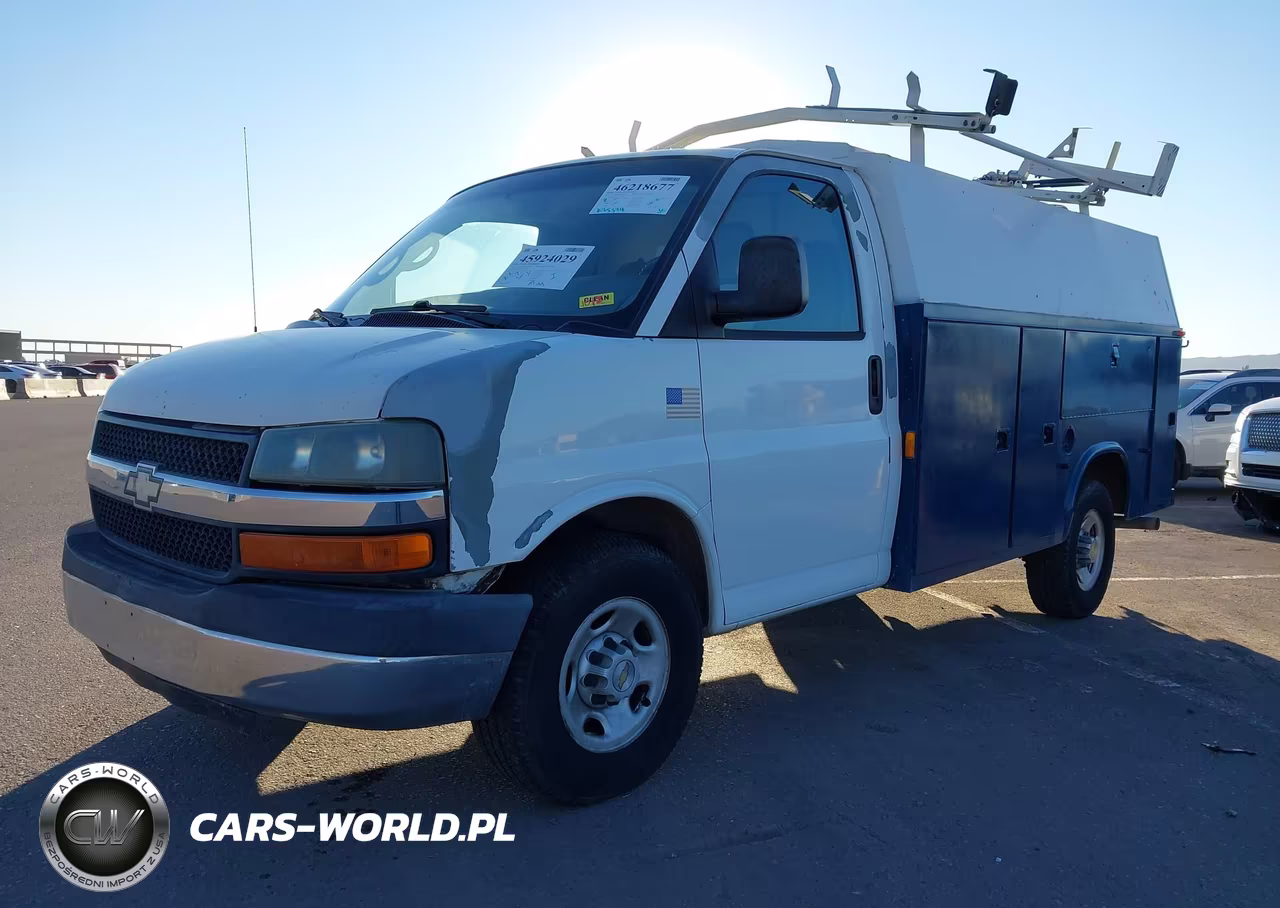 2004 Chevrolet Express Cutaway VIN:1GBHG31UX41170050 - 2