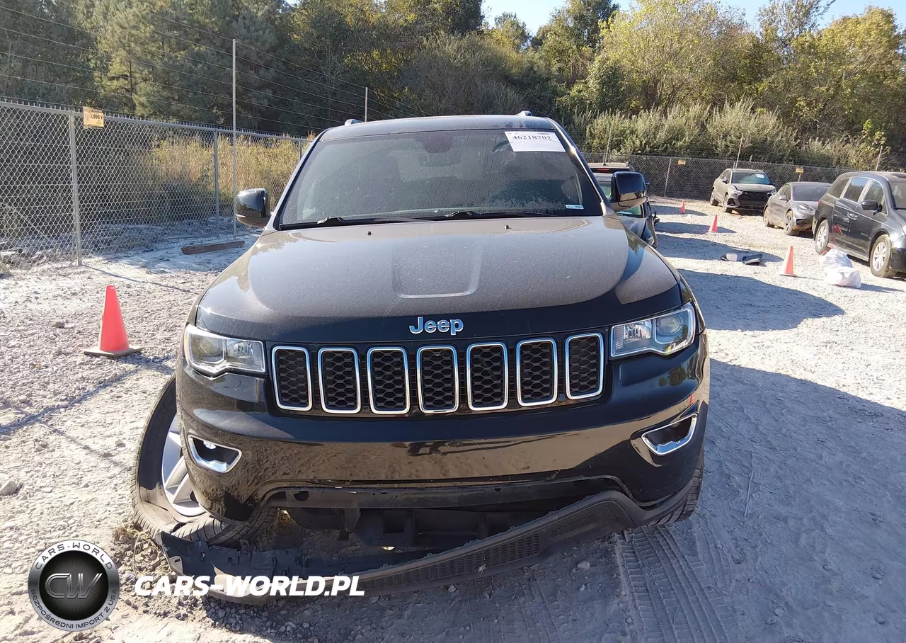 2017 Jeep Grand Cherokee Laredo 4X2 VIN:1C4RJEAG4HC664518 - 12