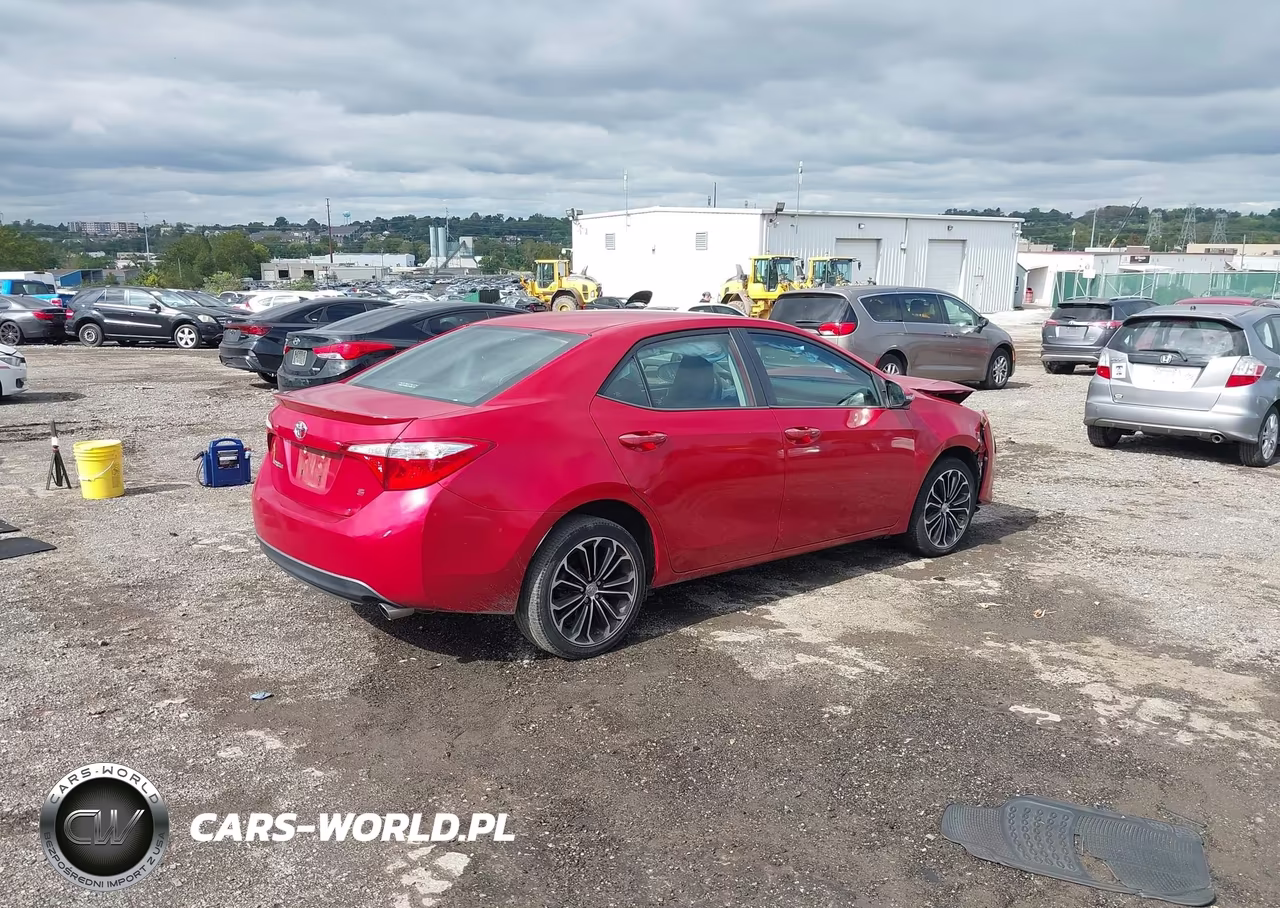 2015 Toyota Corolla S Plus VIN:2T1BURHE6FC461283 - 4