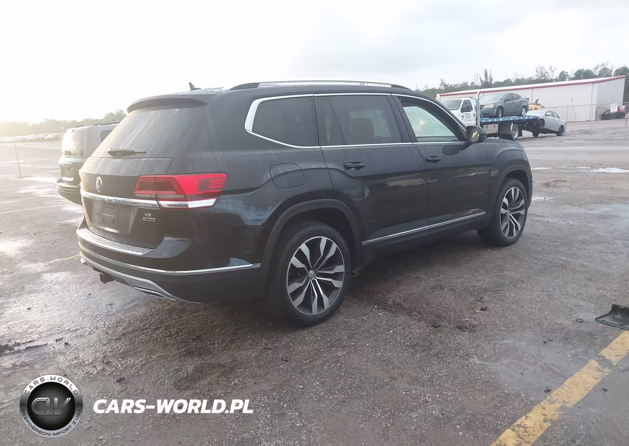 2019 Volkswagen Atlas 3.6L V6 Sel Premium VIN:1V2NR2CA4KC579294 - 4