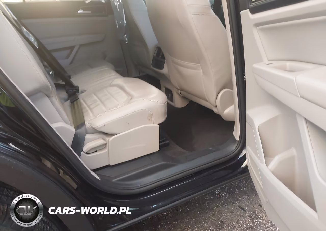 2019 Volkswagen Atlas 3.6L V6 Sel Premium VIN:1V2NR2CA4KC579294 - 8