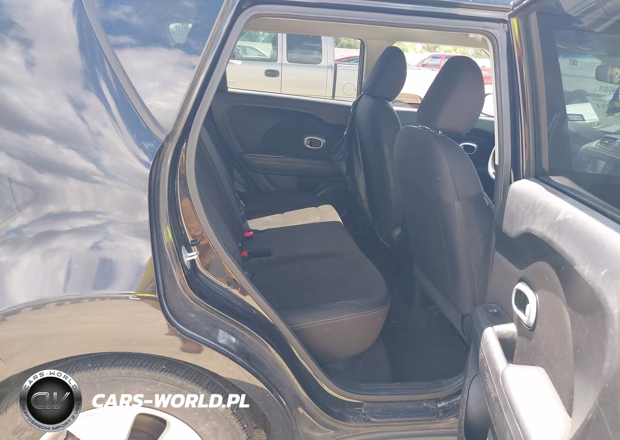 2016 Kia Soul VIN:KNDJN2A20G7275967 - 8