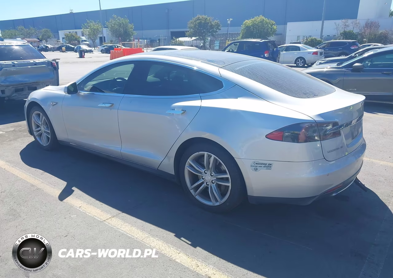 2013 Tesla Model S VIN:5YJSA1CN2DFP26274 - 12