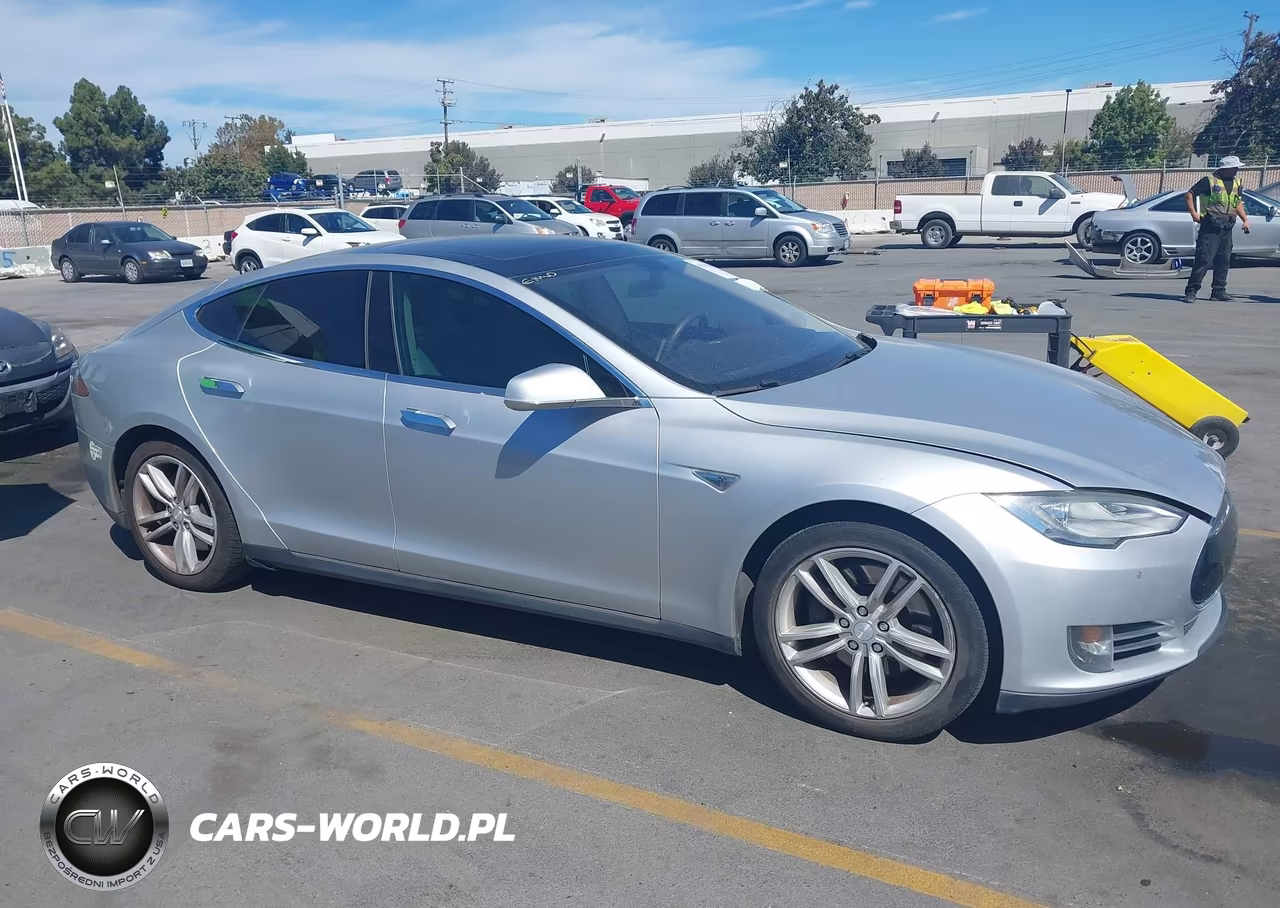 2013 Tesla Model S VIN:5YJSA1CN2DFP26274 - 14