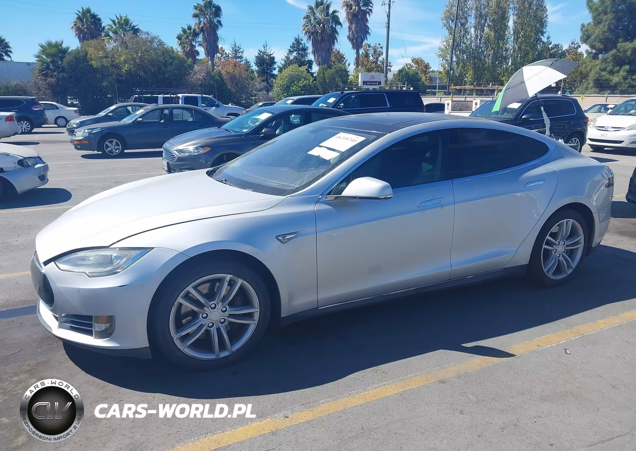 2013 Tesla Model S VIN:5YJSA1CN2DFP26274 - 15