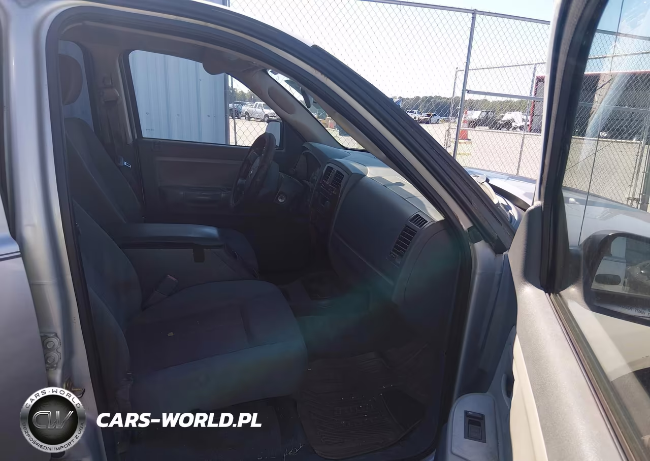 2005 Dodge Dakota Slt VIN:1D7HE48N35S275584 - 5