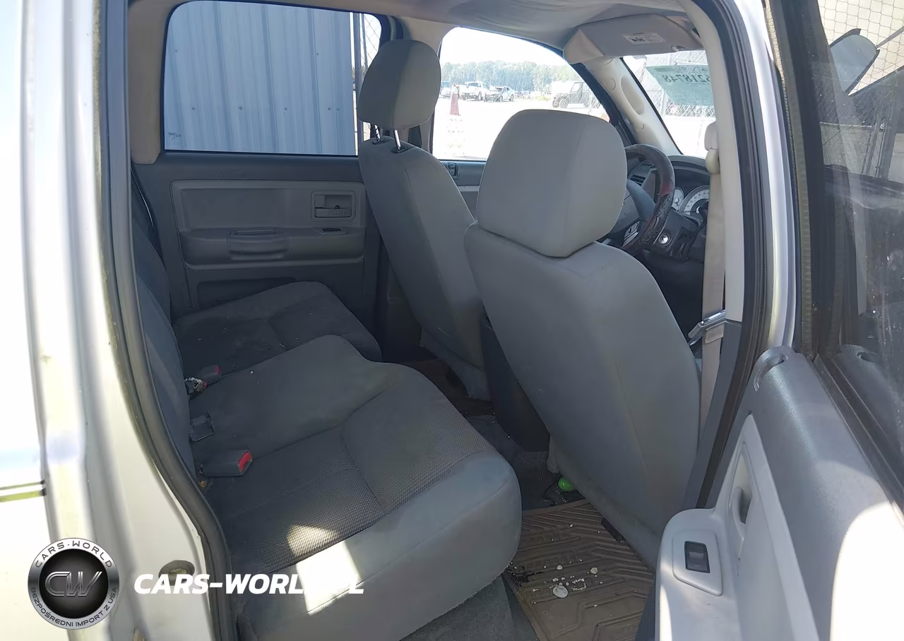 2005 Dodge Dakota Slt VIN:1D7HE48N35S275584 - 8