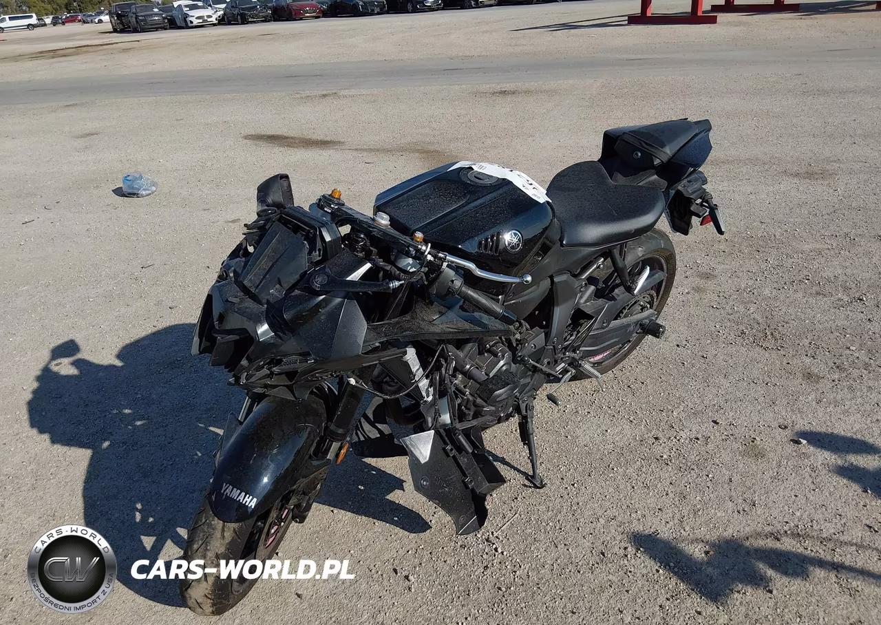 2025 Yamaha Yzfr7 VIN:JYARM38E0SA018715 - 2