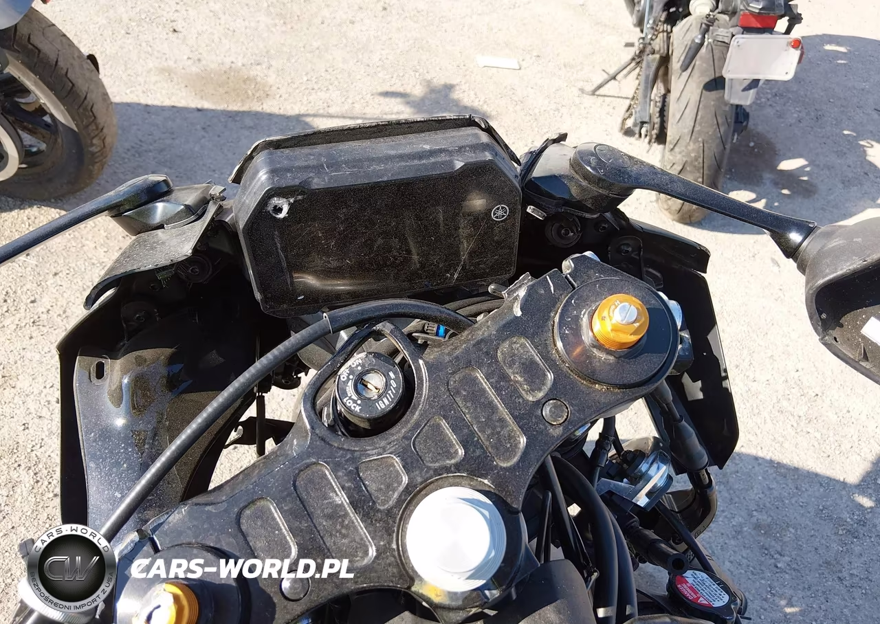 2025 Yamaha Yzfr7 VIN:JYARM38E0SA018715 - 7