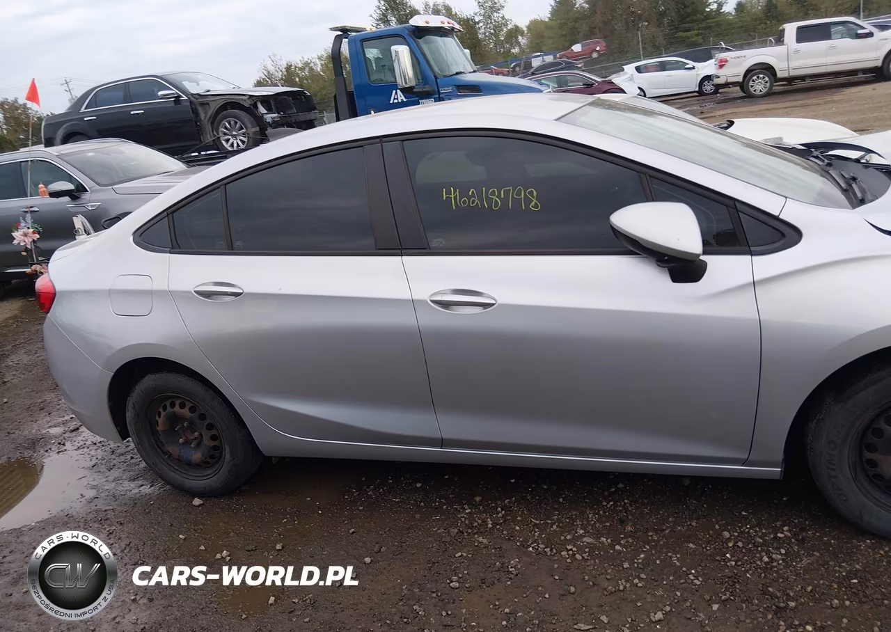 2018 Chevrolet Cruze Ls Auto VIN:1G1BC5SM7J7115192 - 13