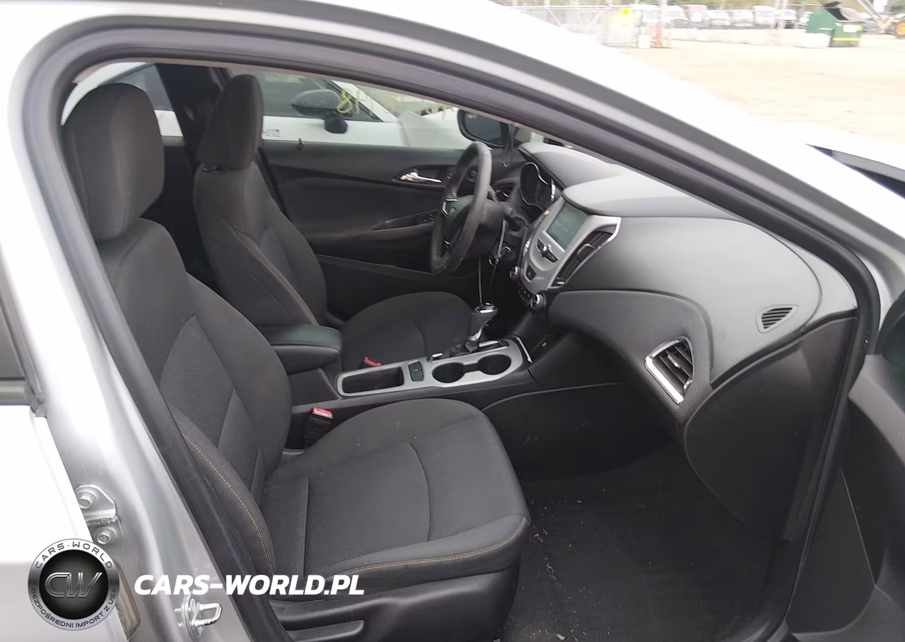 2018 Chevrolet Cruze Ls Auto VIN:1G1BC5SM7J7115192 - 5