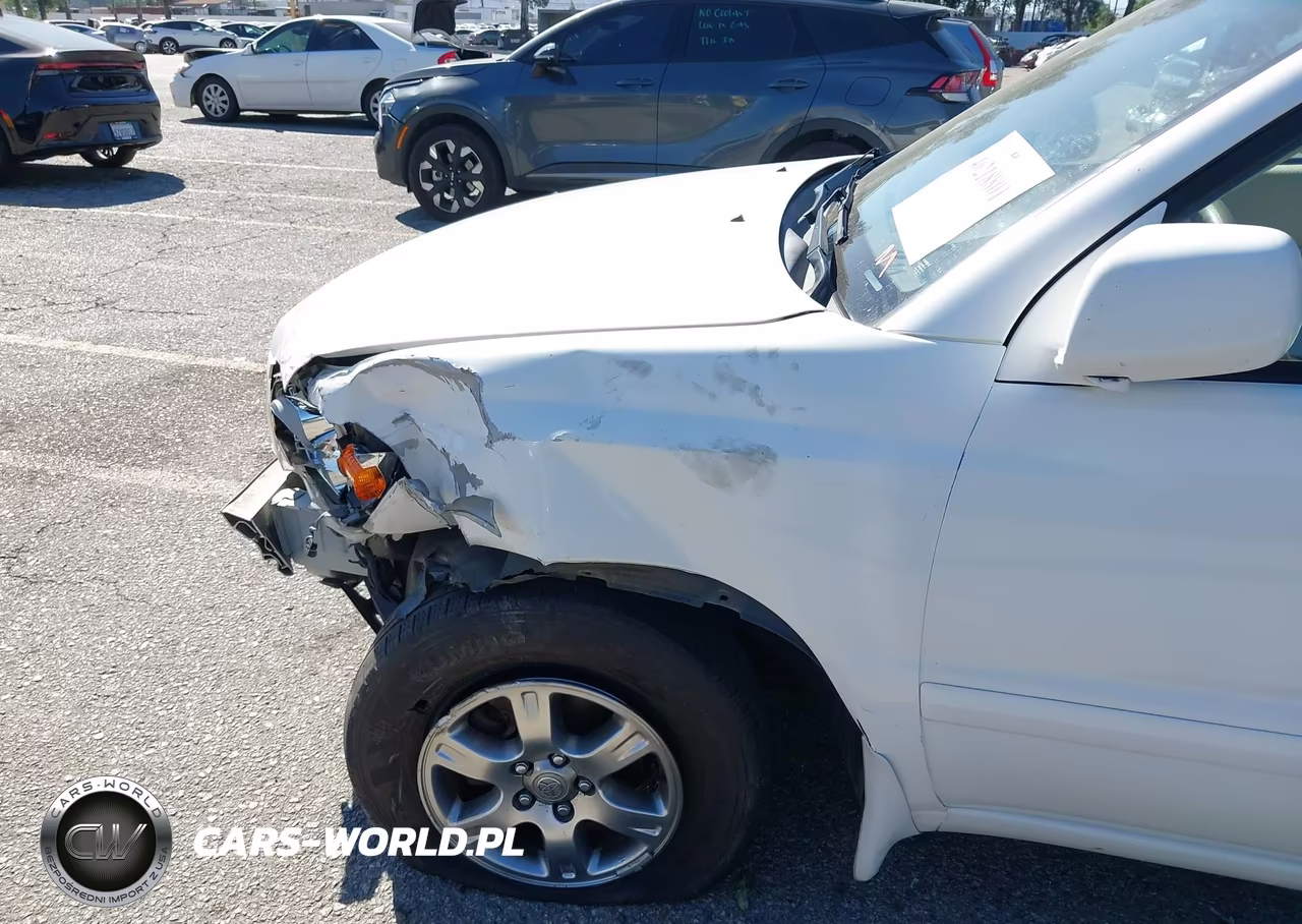 2005 Toyota Highlander V6 VIN:JTEDP21A050083996 - 13