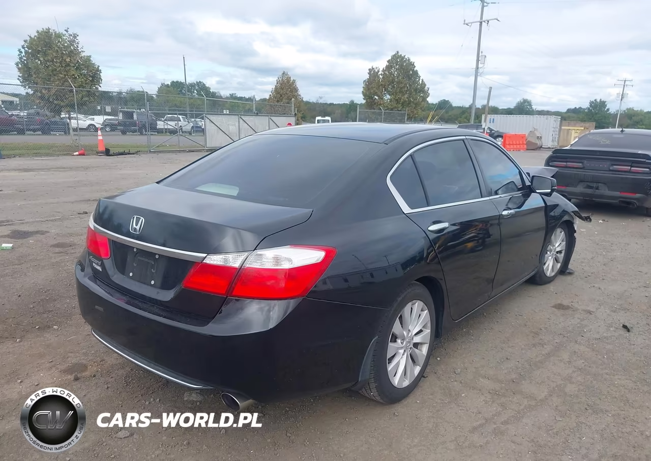 2015 Honda Accord Ex VIN:1HGCR2F7XFA010168 - 4