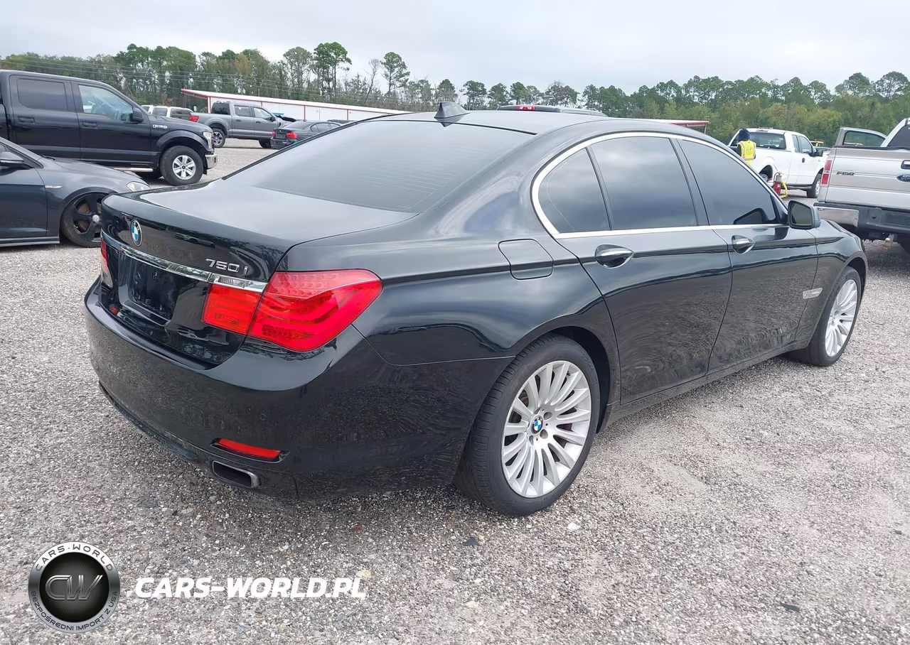 2012 BMW 750I xDrive VIN:WBAKC6C55CC396307 - 4