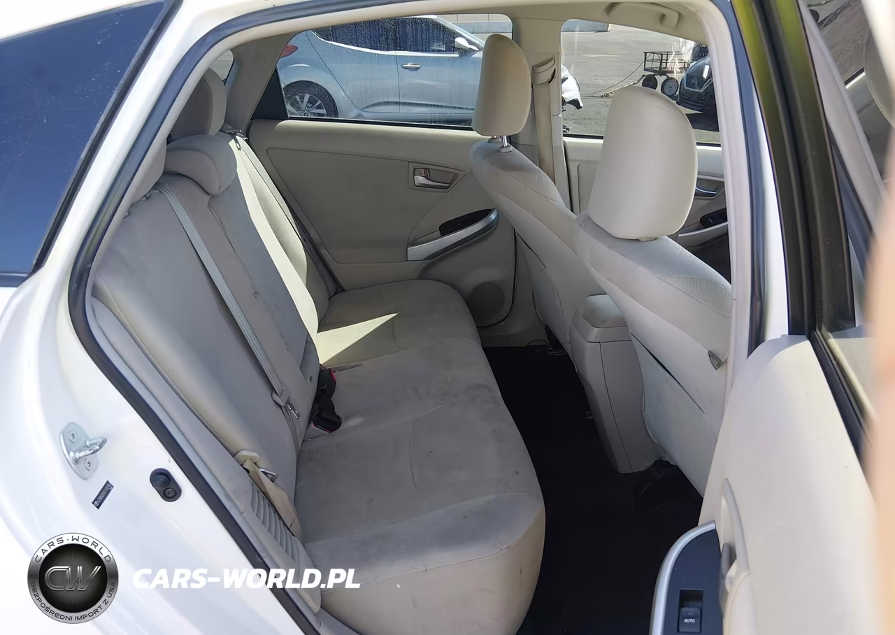 2012 Toyota Prius Two VIN:JTDKN3DU5C1487963 - 8