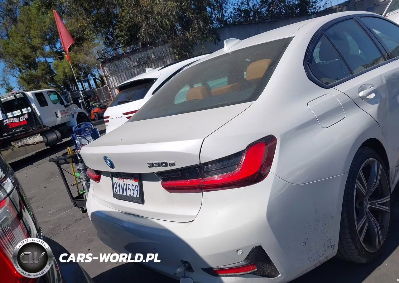 2022 BMW 330E VIN:3MW5P7J03N8C33924 - 16