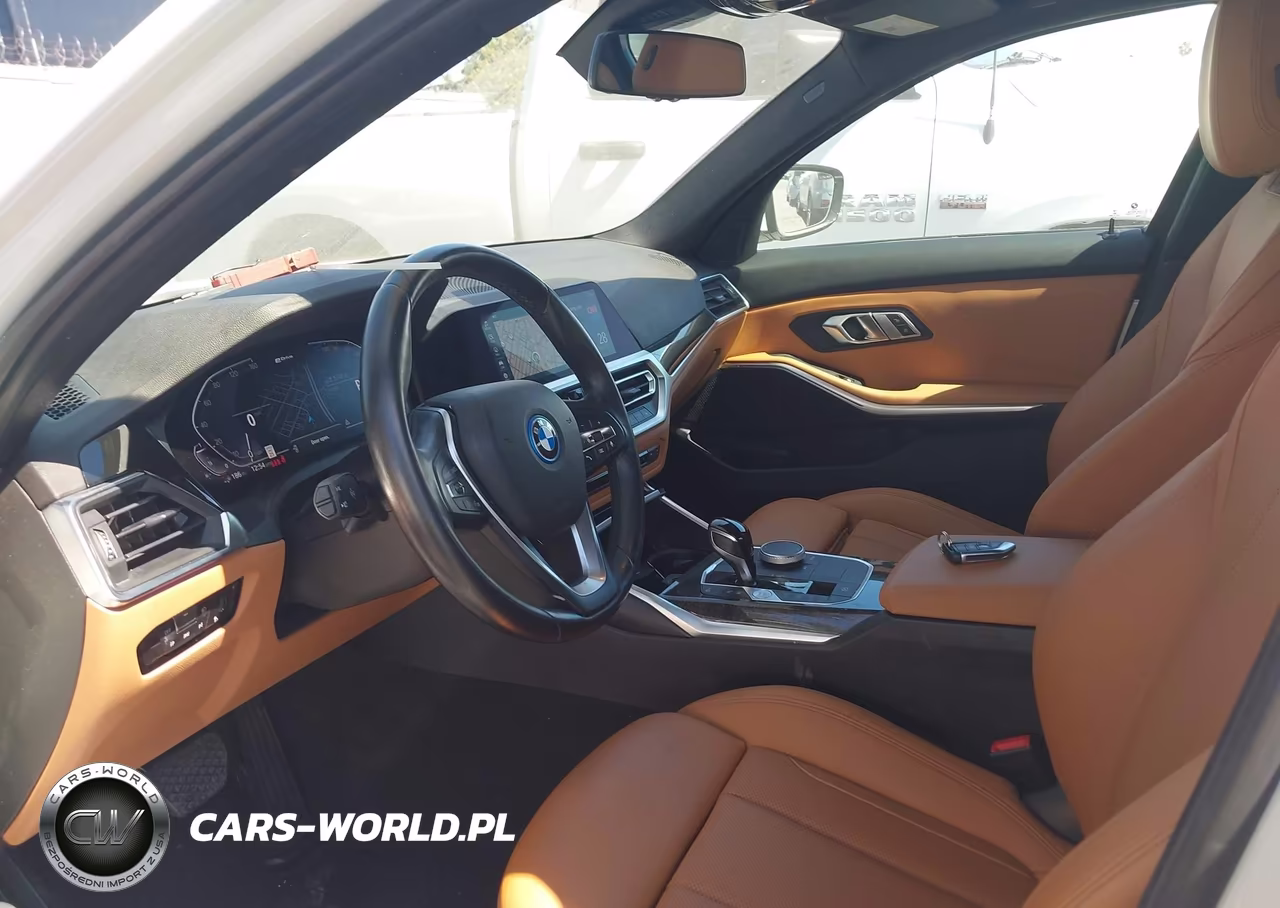 2022 BMW 330E VIN:3MW5P7J03N8C33924 - 17