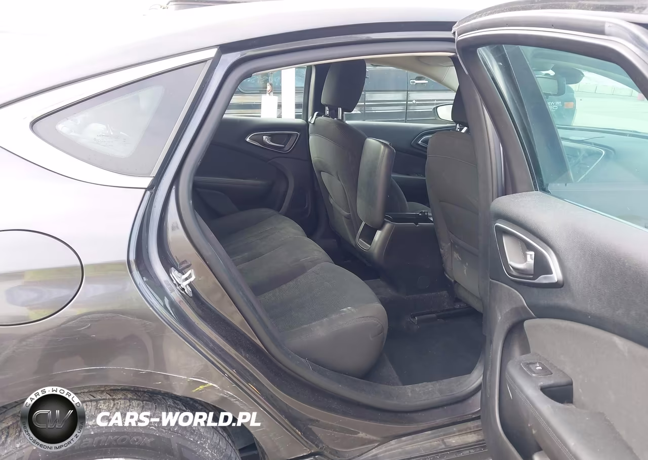 2016 Chrysler 200 Limited VIN:1C3CCCABXGN123361 - 8