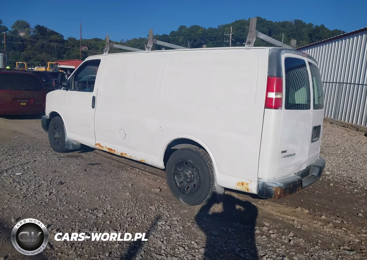 2009 Chevrolet Express 1500 Work Van VIN:1GCFH154191165437 - 3