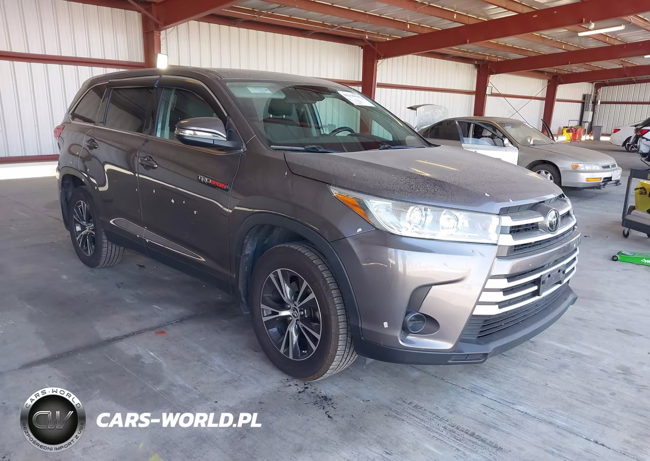 2019 Toyota Highlander Le