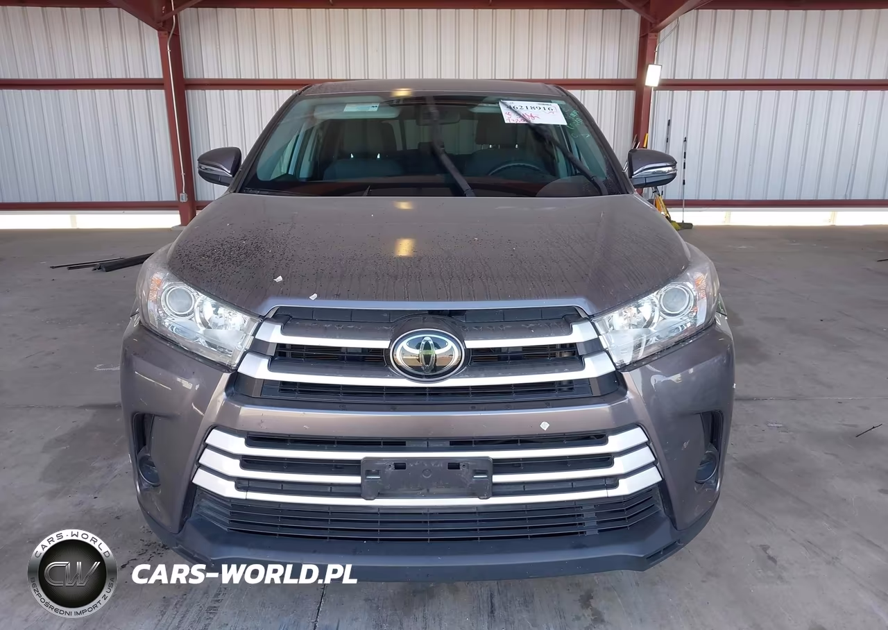 2019 Toyota Highlander Le VIN:5TDBZRFH2KS946035 - 13